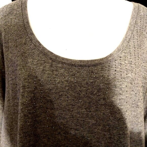 Avenue Grey Long Sleeve Top W/Rhinestone Accents -SIZE: 26/28 - Picture 3 of 6